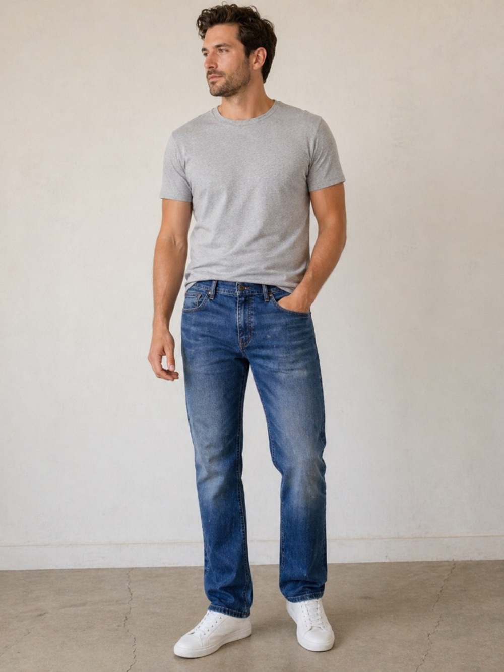 Levi's Men's Mid-Blue Straight Jeans